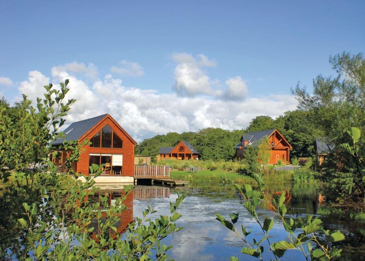 Anglesey Lakeside Lodges Менай-Бридж Экстерьер фото