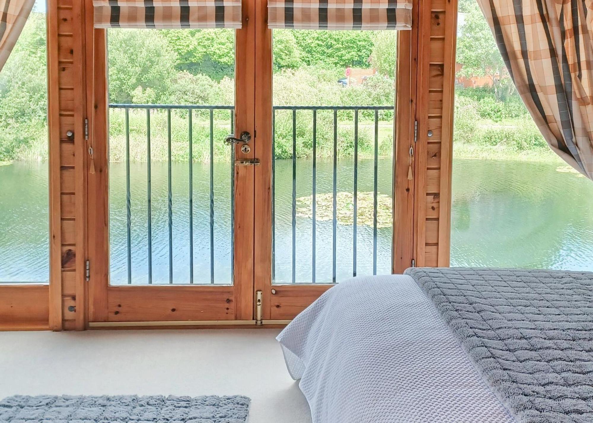 Anglesey Lakeside Lodges Менай-Бридж Номер фото