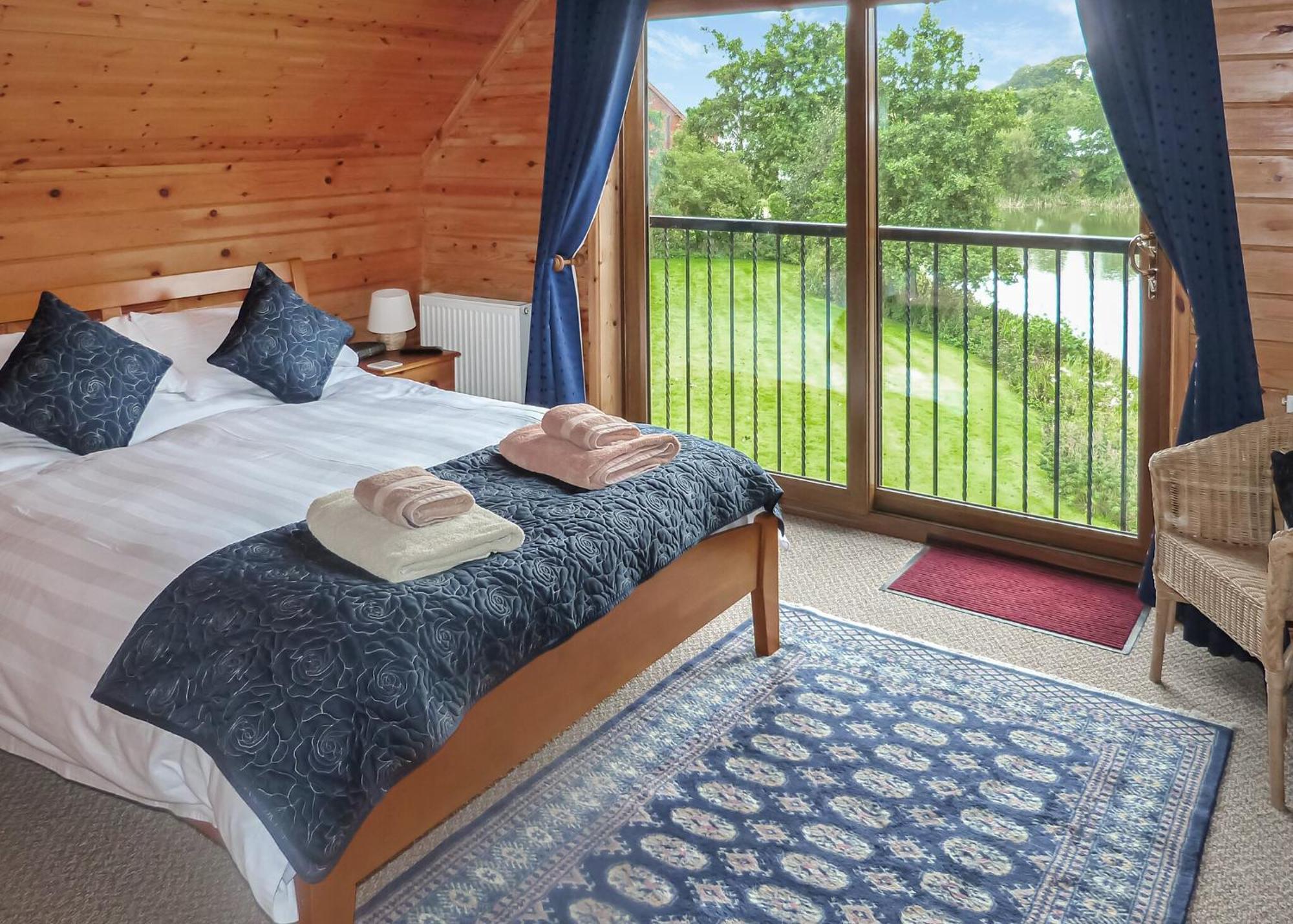 Anglesey Lakeside Lodges Менай-Бридж Номер фото
